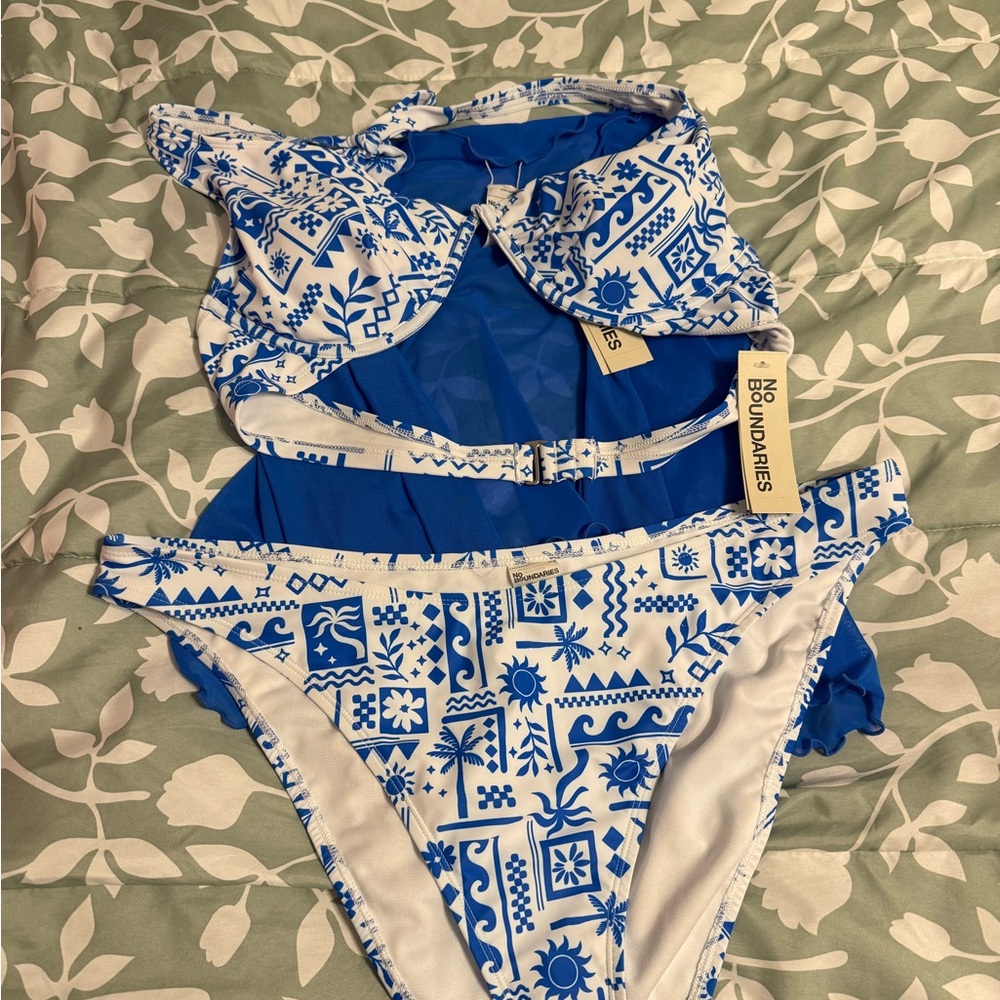 No Boundaries Blue swim set - Picture 2 of 3